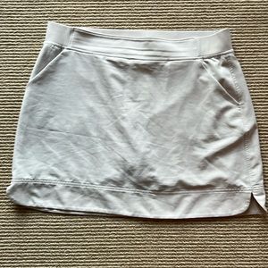 Size large 32 degree cool skirt with built in shorts